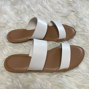Old Navy double strap sandals